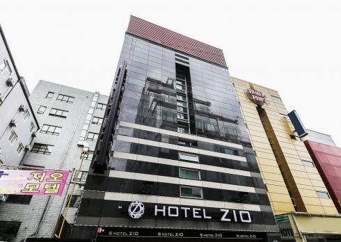 Hotel Zio Σουγόν Εξωτερικό φωτογραφία