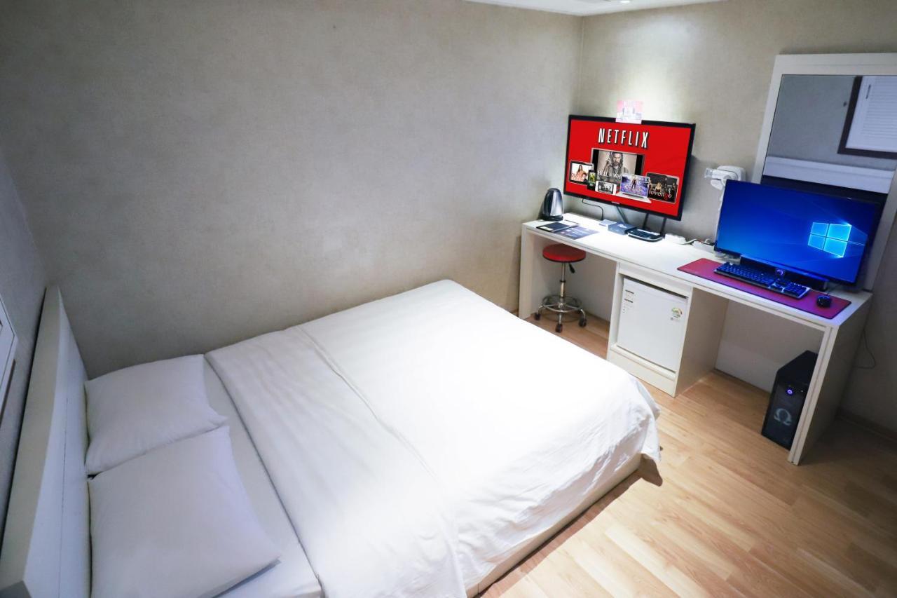 Hotel Zio Σουγόν Εξωτερικό φωτογραφία