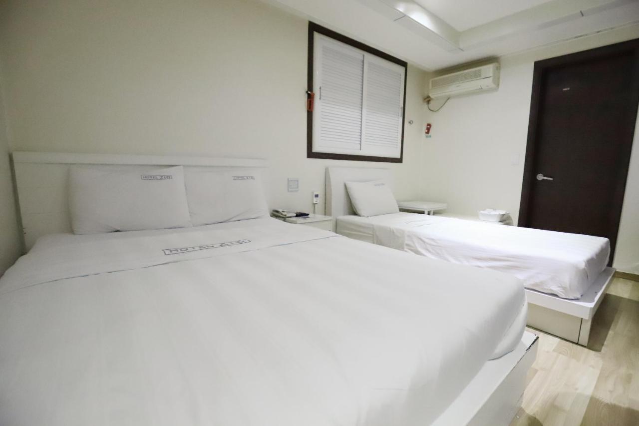 Hotel Zio Σουγόν Εξωτερικό φωτογραφία